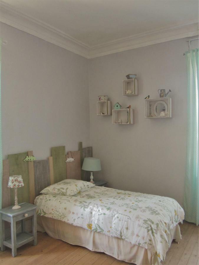 Le Manoir "Aux Douves" Bed & Breakfast Bazoges-en-Paillers Екстериор снимка